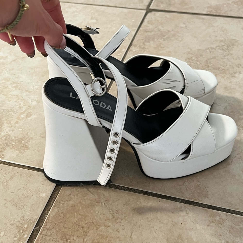 LA MODA PLATFORMS - Picture 2 of 5